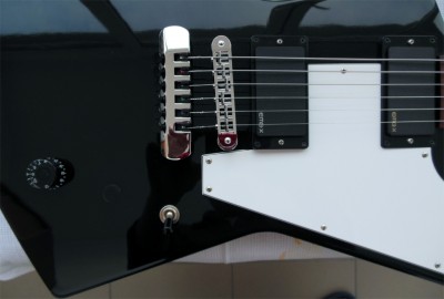 Gibson Explorer Ebony 3_.jpg