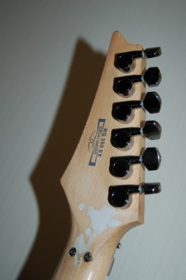 baeHbRR6Gk4.jpg