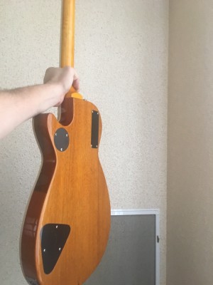 image_0.jpg