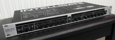 Behringer XR 2000_.jpg