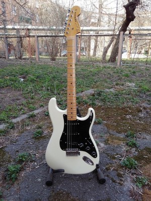 strat_front — копия.jpg