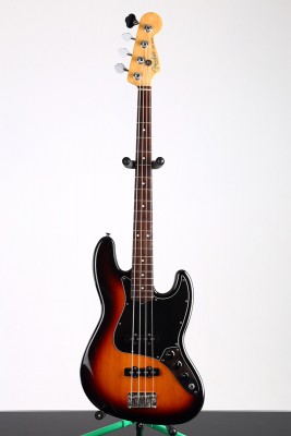 Fender_JB_02small.jpg