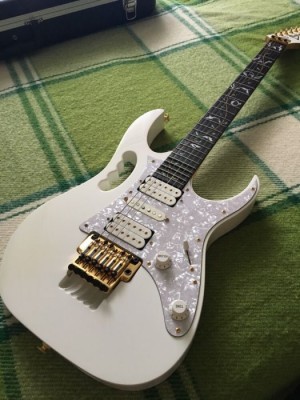 506828570_6_1000x700_ibanez-jem-7vwh-steve-vai-made-in-japan-.jpg