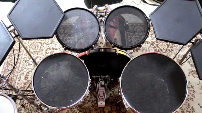 Drum_set.mp4_snapshot_01.07_[2018.03.14_12.23.46].jpg