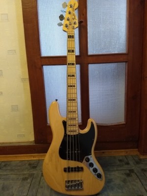 627282910_2_1000x700_fender-american-deluxe-jazz-bass-5-2012-obmen-prodazha-fotografii_rev003.jpg