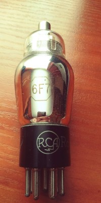 6F7 RCA..jpg