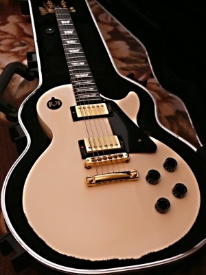 Gibson Studio.JPG