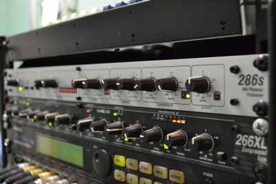 dbx_286s_(small).jpg