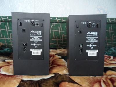 Alesis 21.jpg