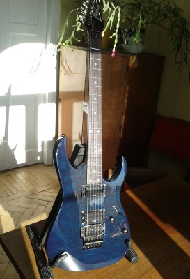 Ibanez_rg520_03.jpg