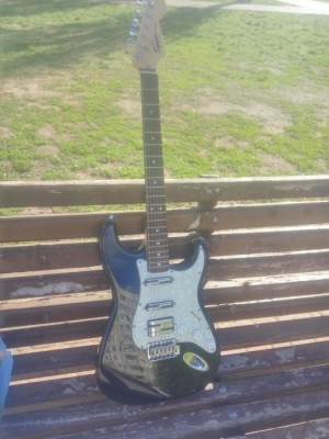 326446832_1_1000x700_prodam-squier-se-special-strat-stratocaster-s-setom-lace-alumitone-harkov.jpg
