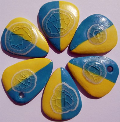 Harry Leaf Designs Guitar Picks 3_.jpg