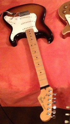 352582338_3_1000x700_prodam-kollektsionnyy-fender-stratocaster-e4-elektrogitary_rev003.jpg
